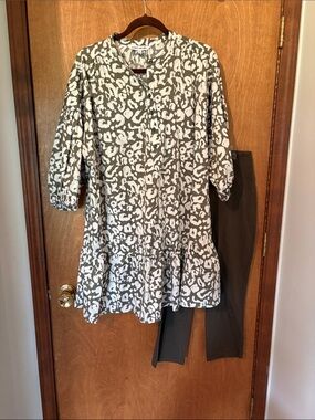 Elizabeth and James Olive and White Printed Tunic Top